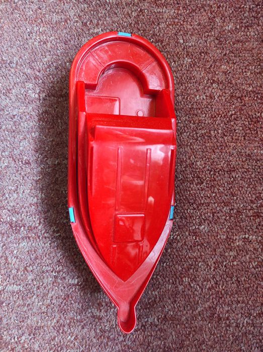 Zabawkowa łódka 20 cm. Plastikowy Jacht zabawka