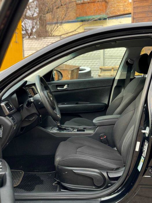 Автомобіль Kia Optima 2016