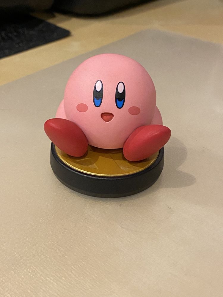 Amiibo Kirby como novo