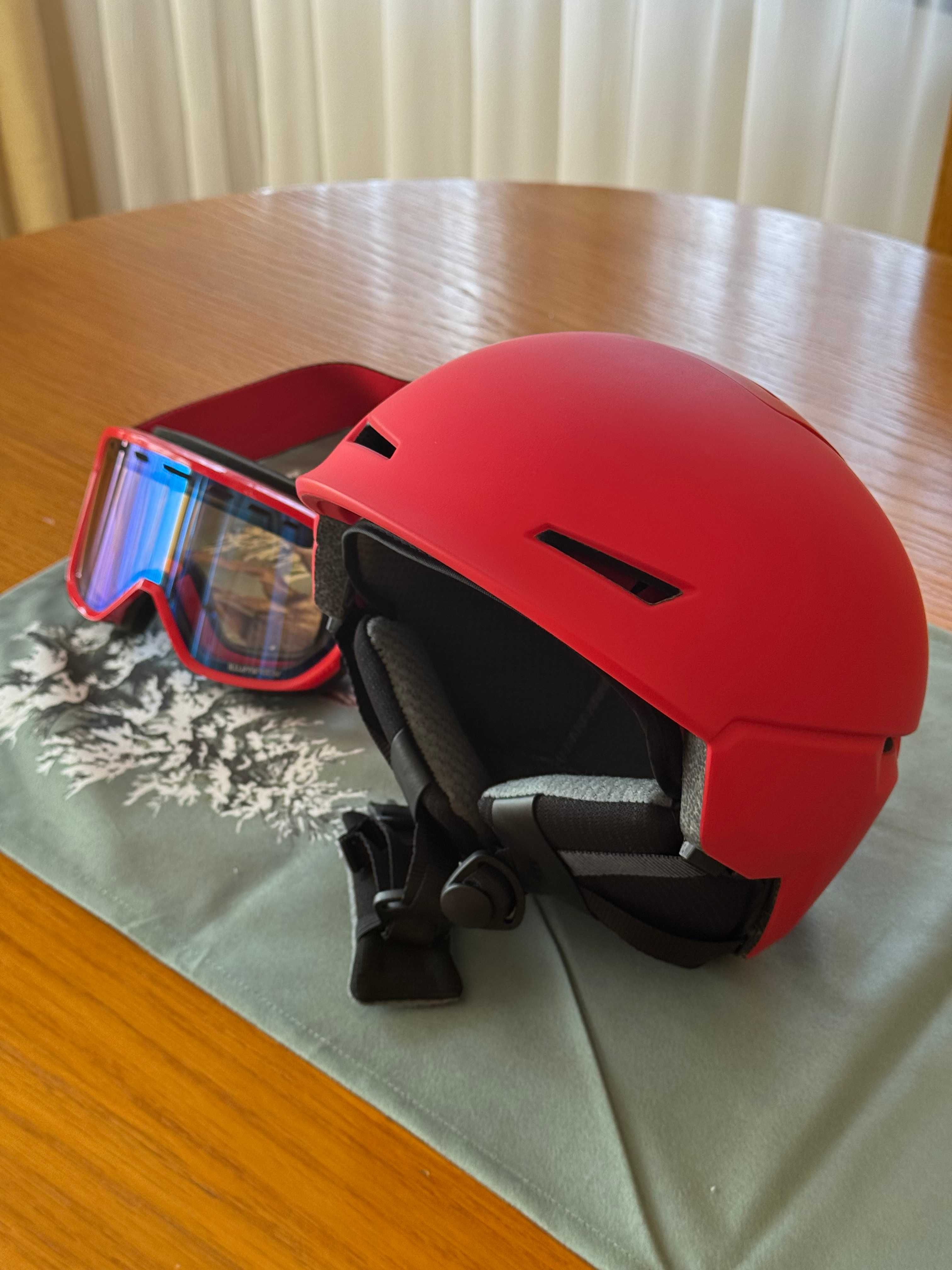 Kask Atomic 51-55cm, gogle Scott