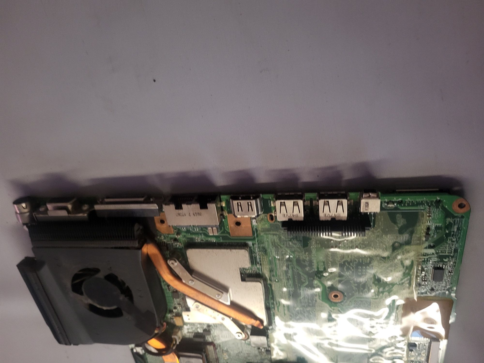 Sprzedam  Płytę głowną + Procesor do Laptopa HP PAVILION DV6700