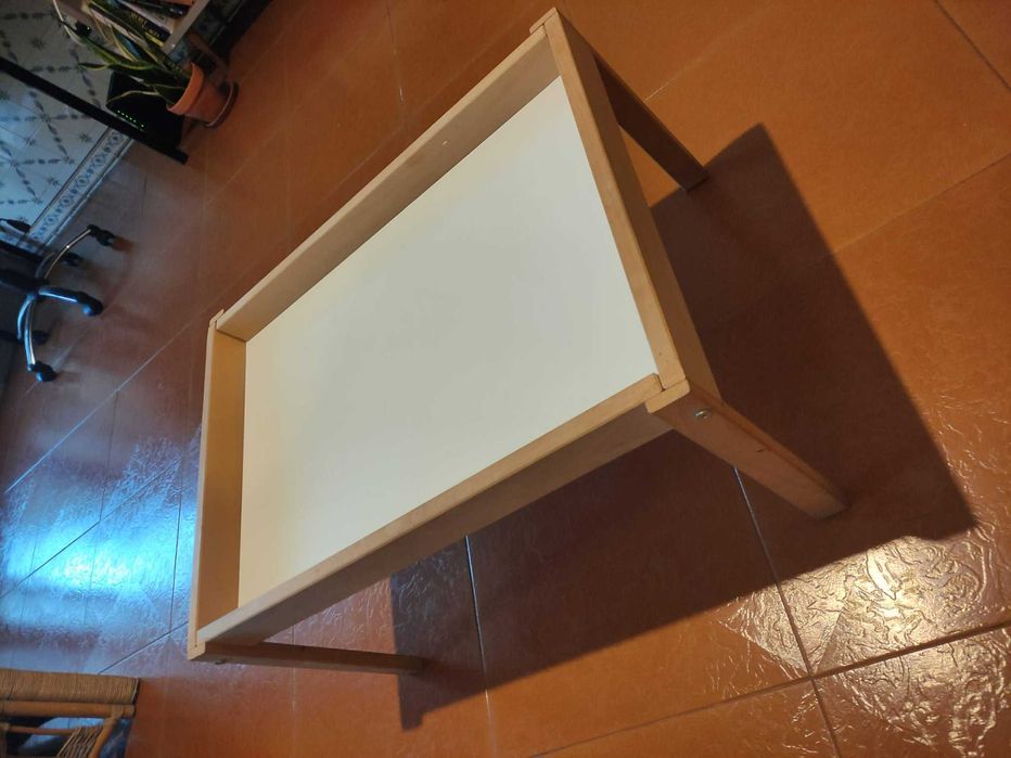 Mesa de centro (mesinha)