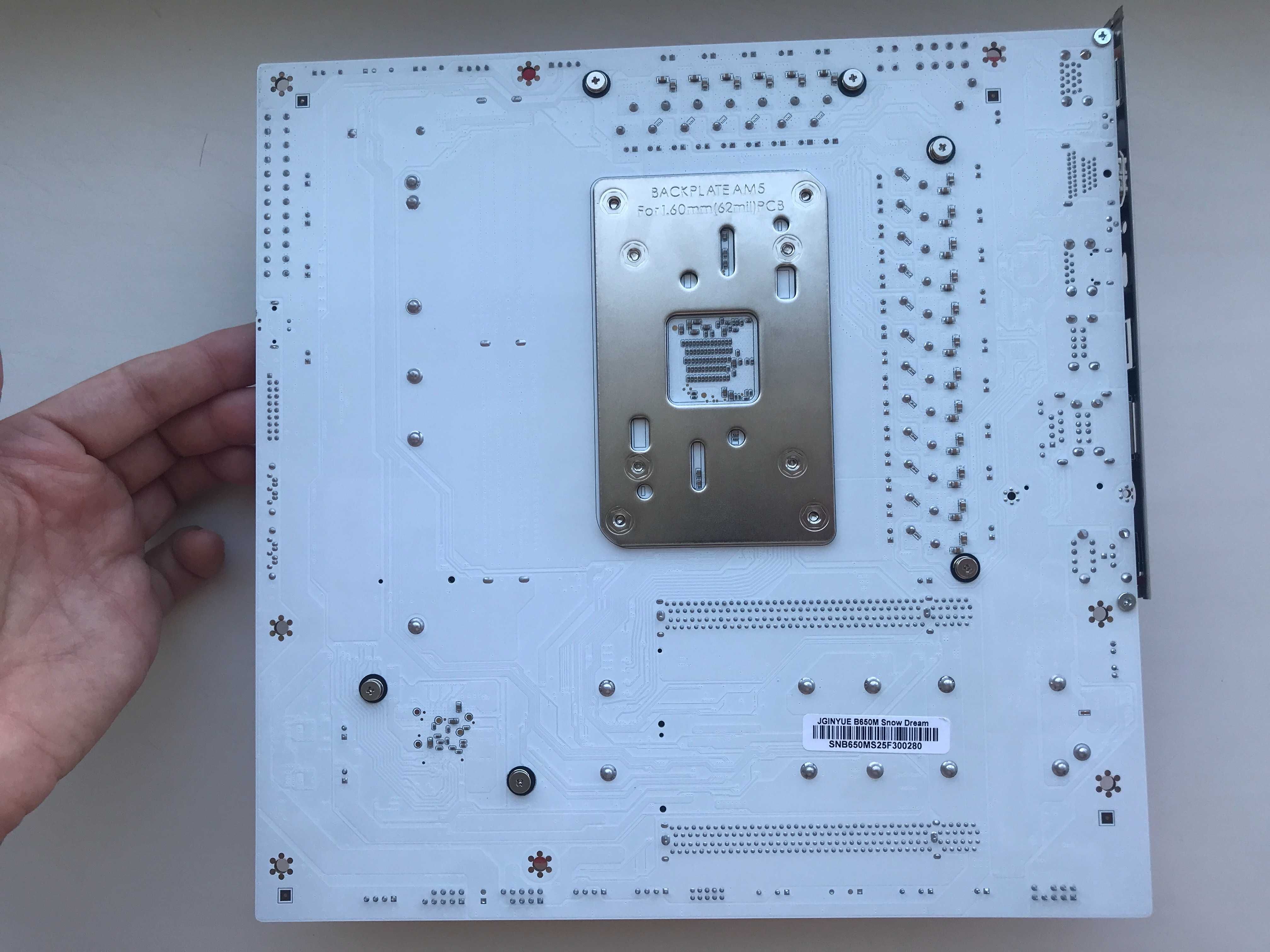 JGINYUE B650M Snow Dream v2.01 - сокет AM5, DDR5, ARGB, M-ATX
