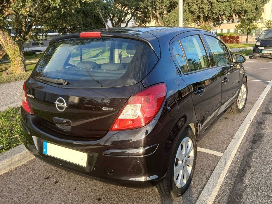 Opel corsa D (1.3 CDTI)