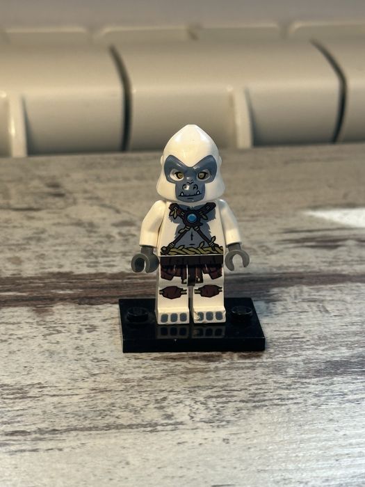 Lego Grizzam biały goryl