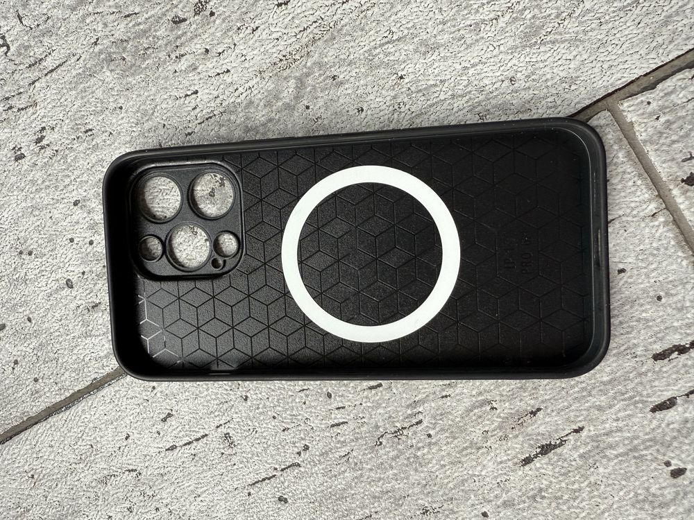 Etui do pihone 13 pro nowe