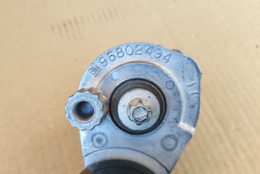 Ролік натяжки генератора Авео Т250/Т255 ОРИГІНАЛ