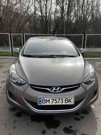 Hyundai Elantra 2012