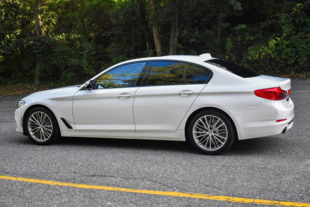 BMW 5 Series 530i xDrive      2020