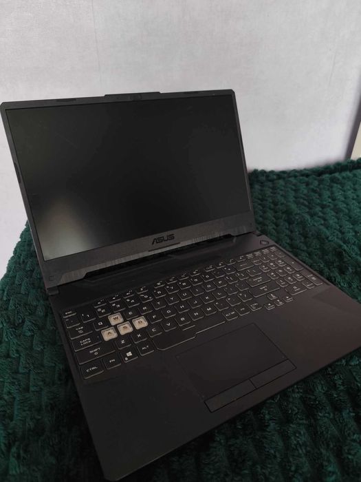 Laptop gamingowy lub do grafik ASUS TUF Gaming F15 144Hz