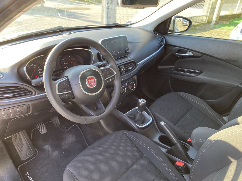 FIAT Tipo 1.3 D - Câmara marcha trás