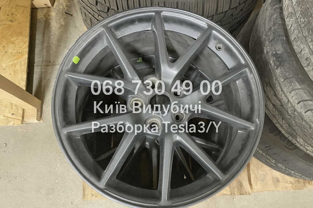 Диск R18 Tesla Model 3 21- REST голий