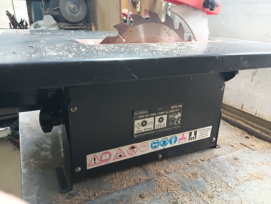 piła stołowa GERMANY 720W  230V  przecinarka ukośnica