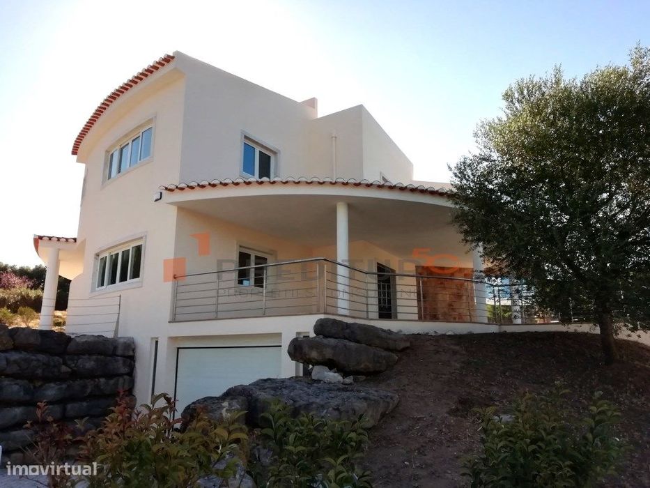 Moradia T 4 Belas Clube De Campo, Sintra, Lisboa