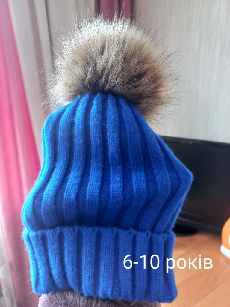 Шапочки для дівчинки
