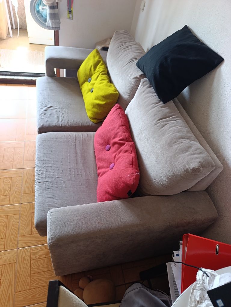 Sofá dois lugares
