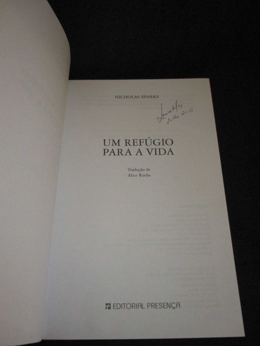 Livro Um Refúgio para a Vida Nicholas Sparks