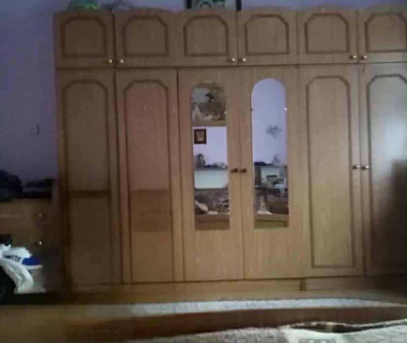 Шафа для зберігання одягу)