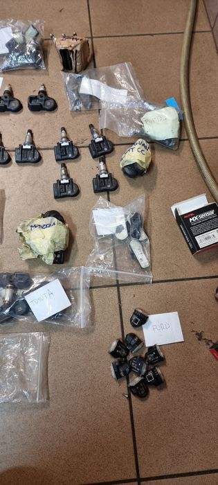 Czujniki ciśnienia Tpms Hyundai kia toyota nissan Renault bmw mercede