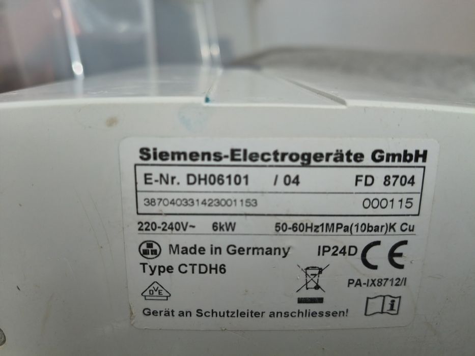 Siemens FD 8704, 6 kW Elektryczny podumywalkowy podgrzewacz wody