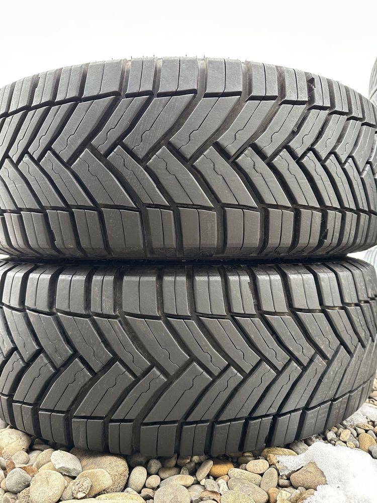 215/70/15c Michelin Agilis Cross Climate