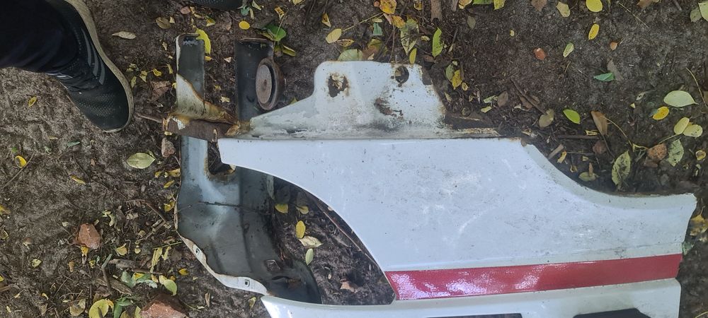 Błotnik Prawy Przedni Przód Mercedes Sprinter 903 LIFT