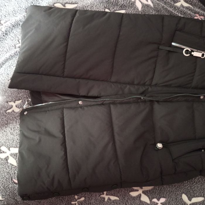 Жіноча зимова куртка