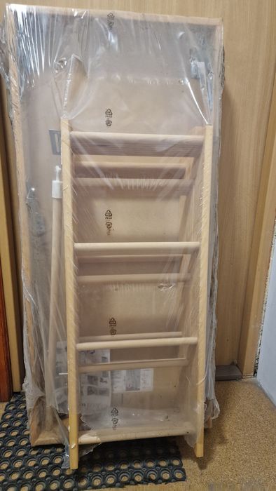 Schody drewniane strychowe