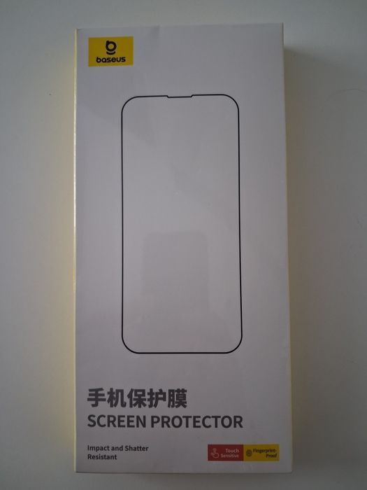 Захисне скло iPhone 15/16