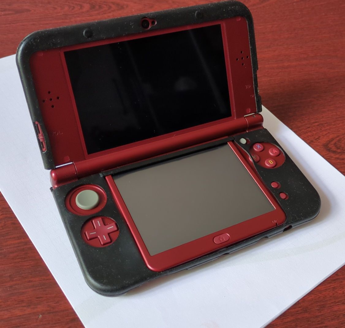 New Nintendo 3ds XL Red IPS stan bdb