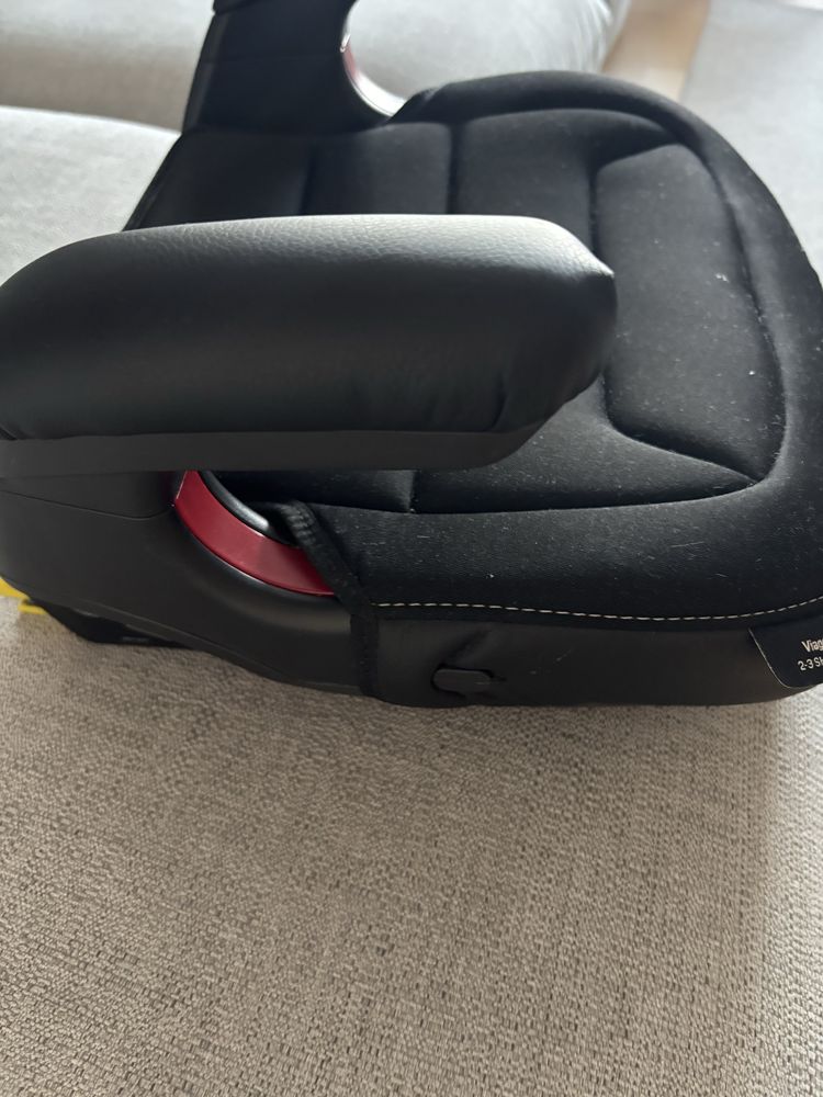 Podstawka samochodowa Peg Perego dla dzieci 120-150 cm