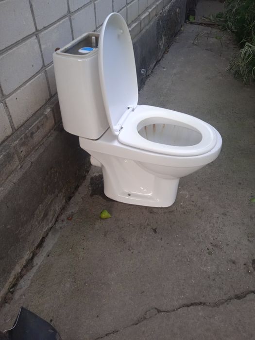 Унітаз кирамічний бу.