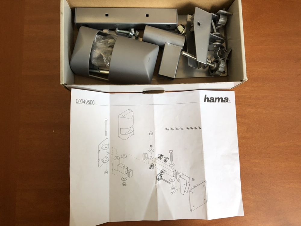 Настенное поворотное крепление для телевизора Hama LCD-wall Vega
