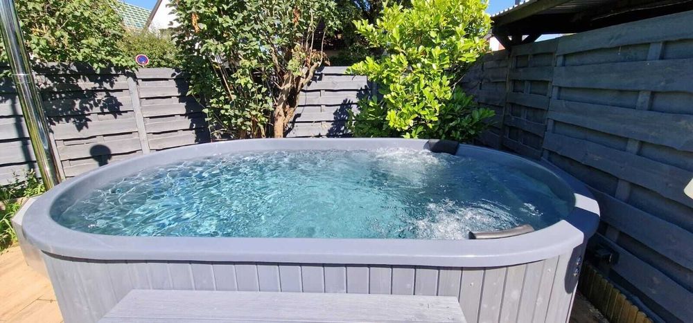 Basen ogrodowy komplet filtr transport LED jacuzzi balia oczko wodne