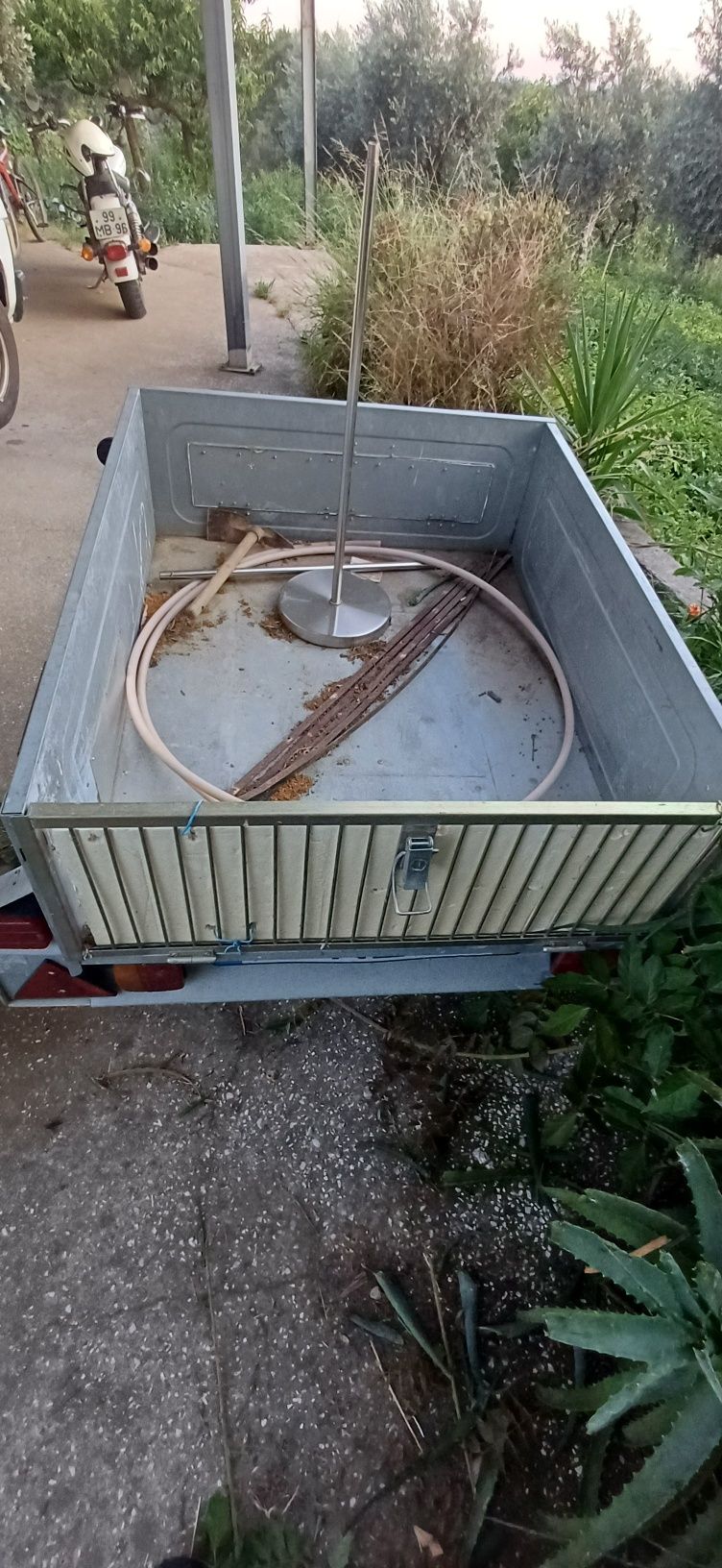 Atrelado para carro