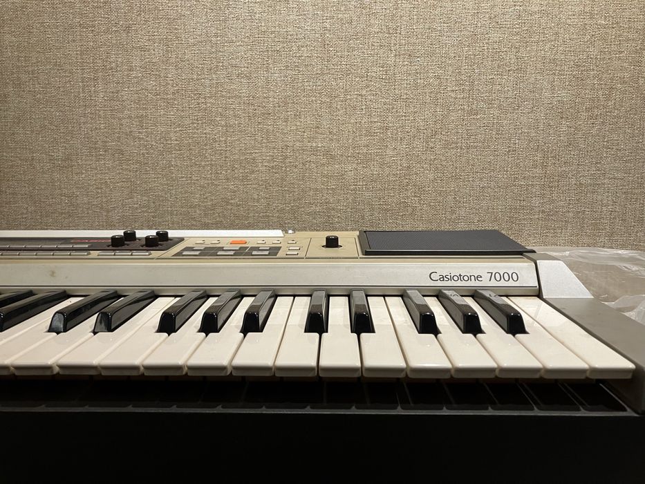 Teclado Casiotone CT-7000