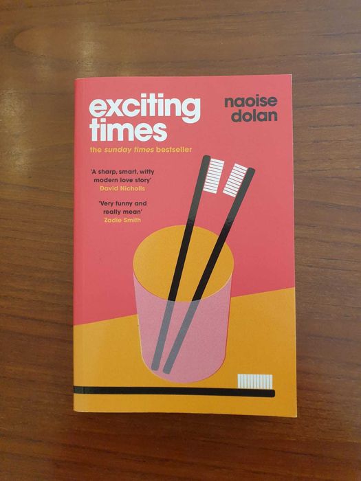 Livro "Exciting Times" de Naoise Dolan