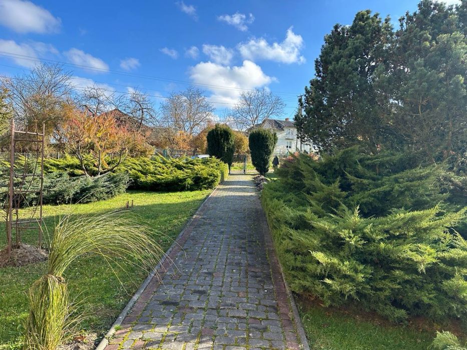 Продам будинок неподалік м. Трускавець ( 12 км)