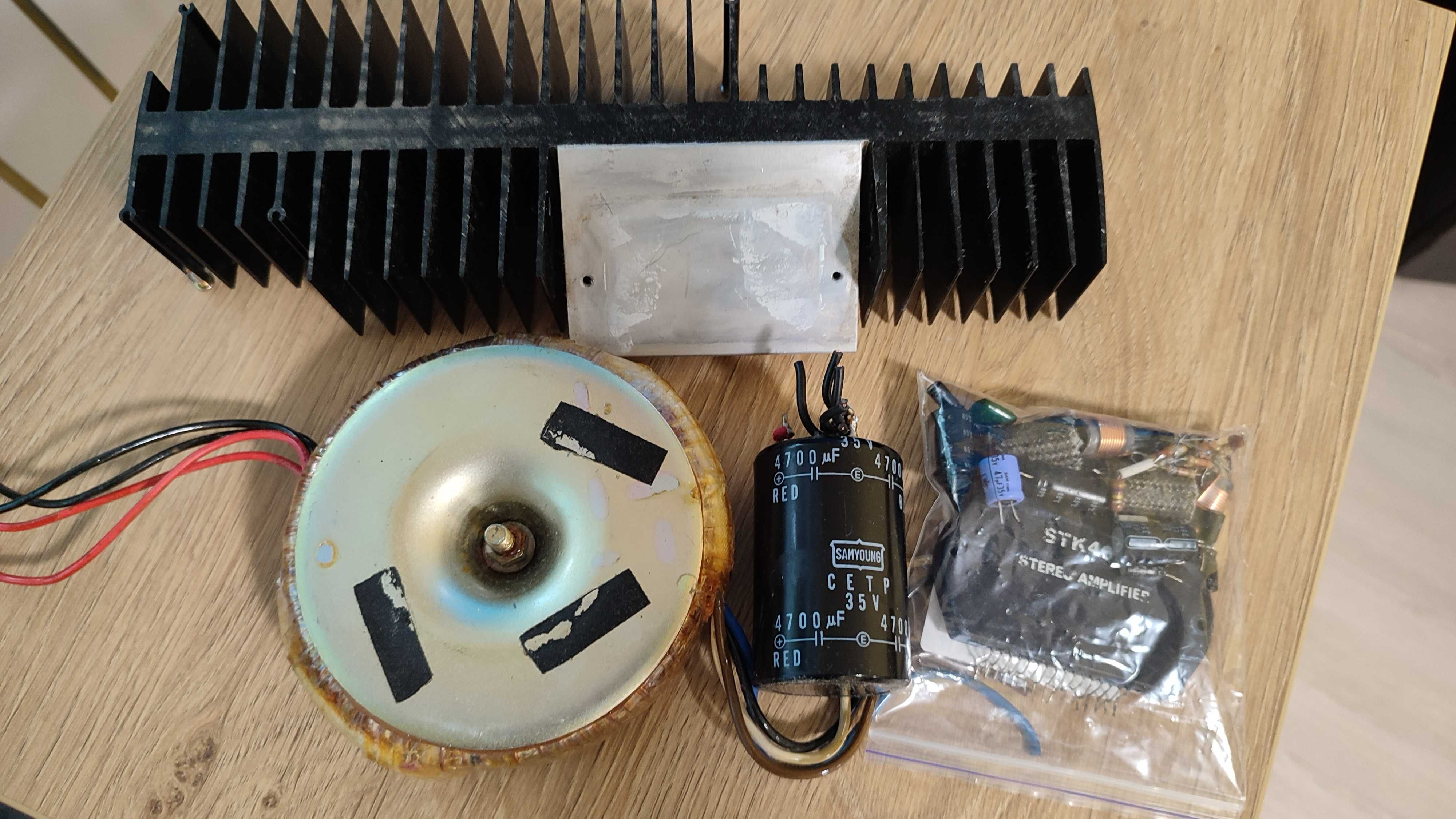 Трансформатор тороідальний 2х 23,5V + радіатор
