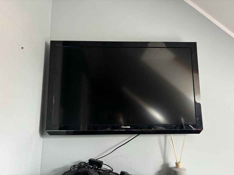 telwizor toshiba