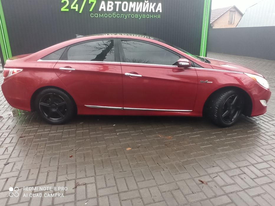 Hyundai Sonata гібрид hev 2012 limited
9 800 $ • 8 704 €