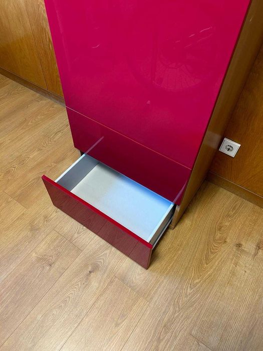 Armário como novo para Quarto/Sala/Corredor ou Arrecadação