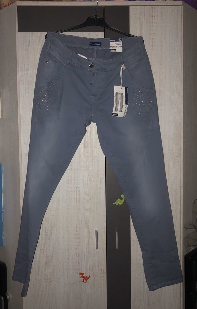 Spodnie jeans z kryształkami roz.42 Vögele