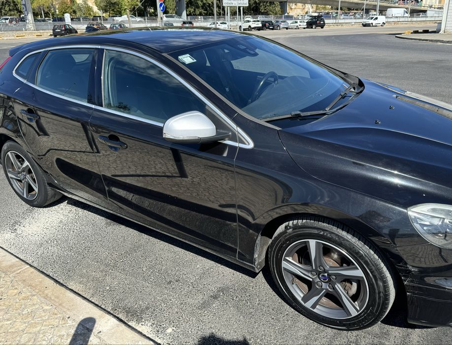 Volvo V40 2.0 D2 R-design 2015
