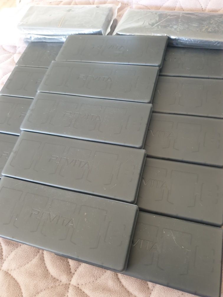 PS Vita etui pokrowiec pudełko na gry i karty pamięci