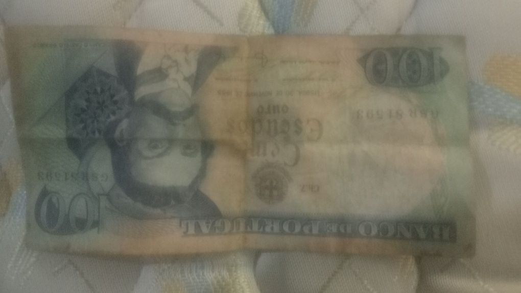 Nota de 100 escudos