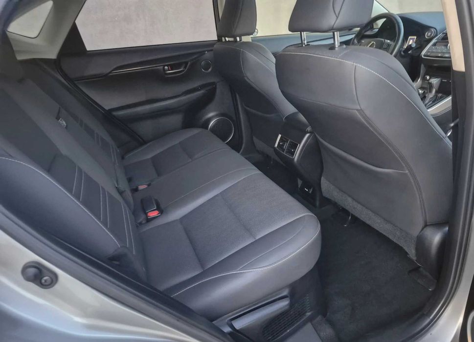 Lexus NX 300 Elegance Optimum AWD 2019 2.0