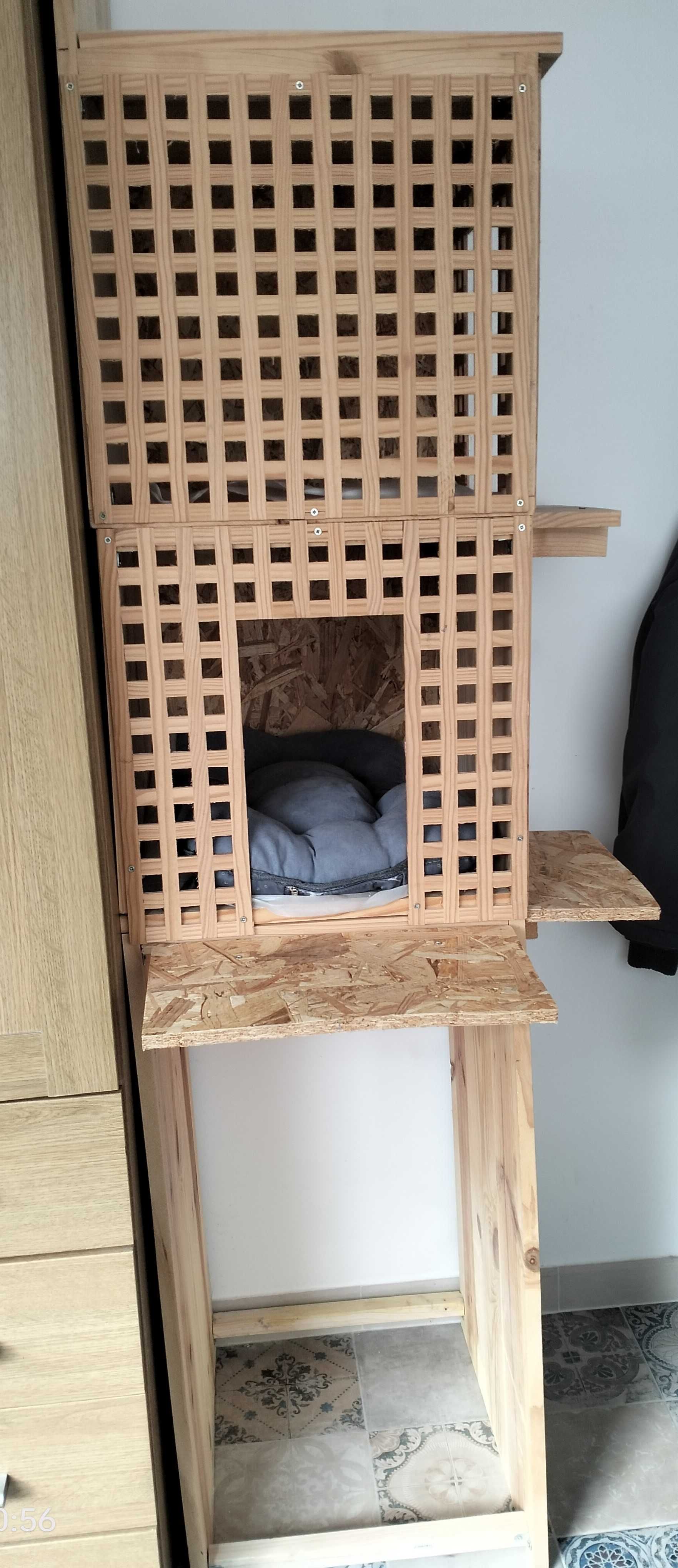 Casa para gatos feita a mão