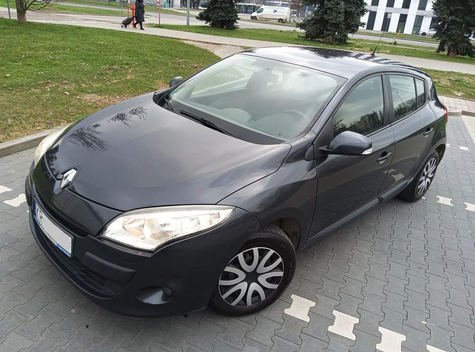 Renault Megane Od starszej Pani :) 2012r Renault Megane 3, do jazdy, 2 kpl opon