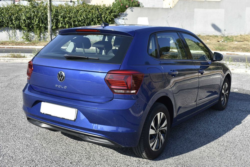 Viatura VW Polo e excelente estado de uso
